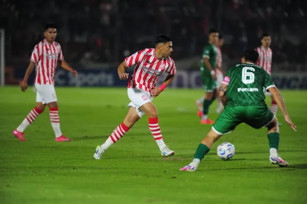 Un fallo defensivo de San Martín de Tucumán frustró el planteo de Ariel Martos