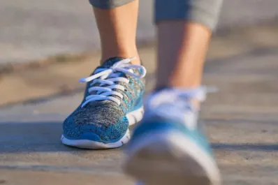 Caminar 10.000 pasos al día no es necesario: esto es lo que realmente funciona, según un estudio