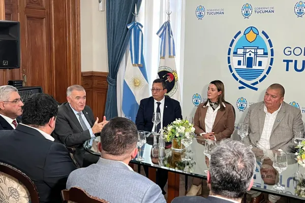La intendenta Quiles se reunió con Jaldo por los despidos en el Ingenio Bella Vista