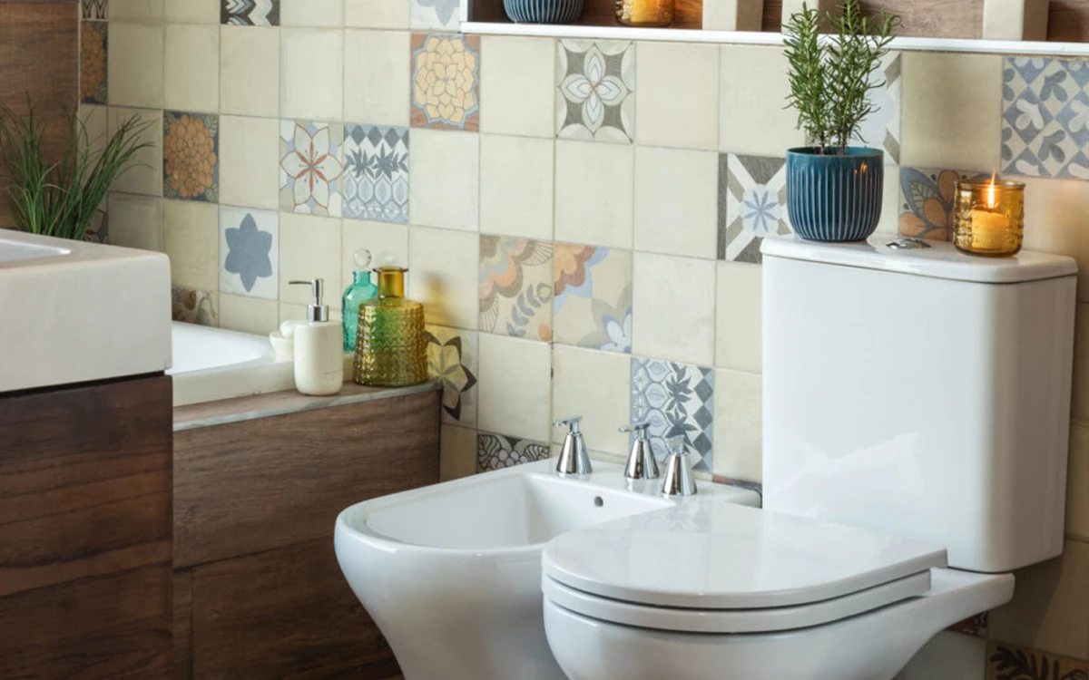 ¿Cuáles son las cinco cosas que nunca deberías tener en el baño?