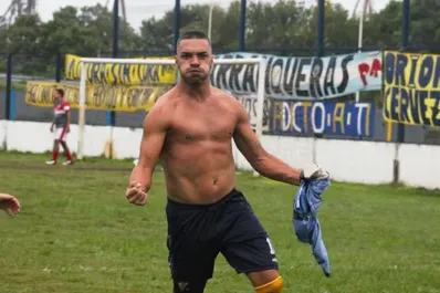 Impactante: un futbolista murió en pleno partido en Chaco