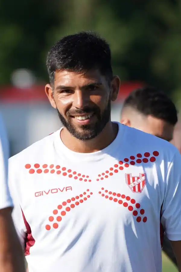 SONDEO. La CD consultó por el delantero de Instituto Silvio Romero.