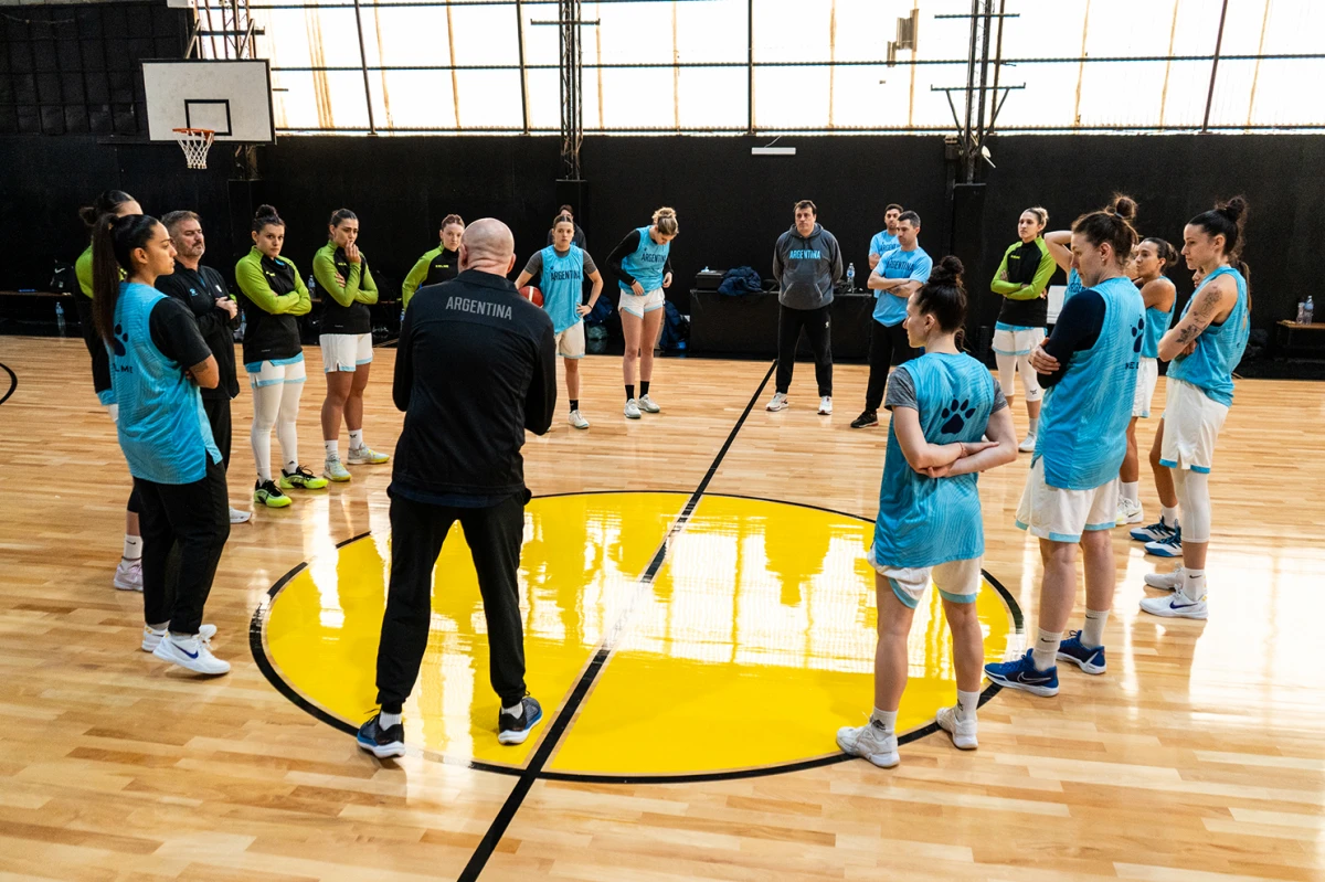 La selección argentina femenina de básquet entrena para la AmeriCup 2025