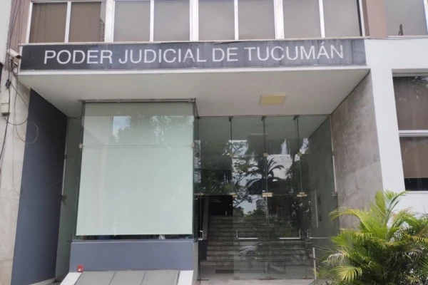 Investigan a un ladrón por robar caballos