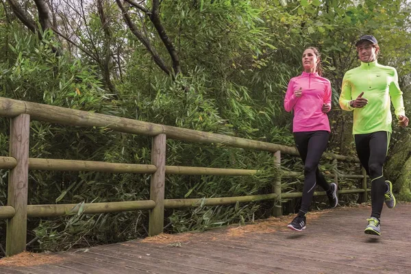 600x400_correr-invierno-enferma-o-ayuda-cuidar-salud-1086537-120606.webp