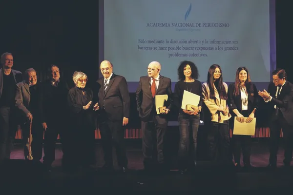 La Academia Nacional de Periodismo reconoció a Lanata, Fernández Díaz y Guerriero