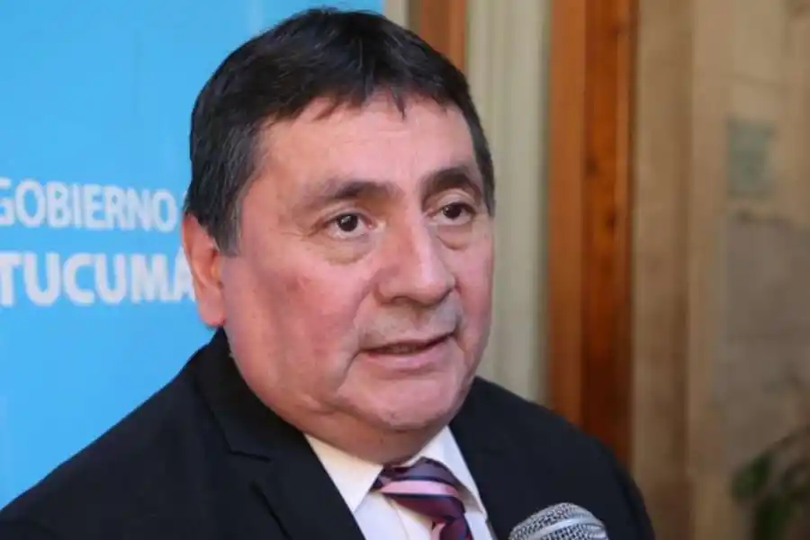 El intendente Luis Campos.