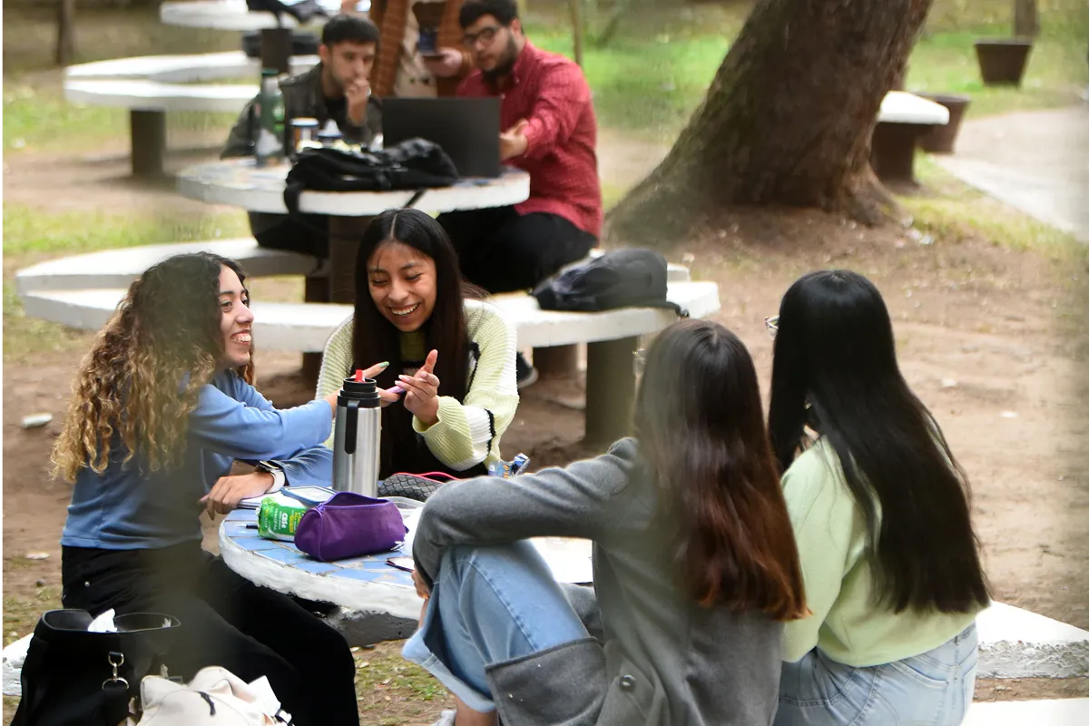 DEL AULA A LA ACCIÓN. El primer encuentro de jóvenes creadores que busca movilizar al norte se realizará en el Centro Cultural Virla. / ARCHIVO LA GACETA