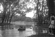 Recuerdos fotográficos: remando entre las sombras