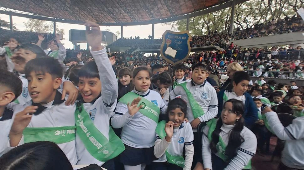 Qué le prometen los estudiantes tucumanos al medio ambiente