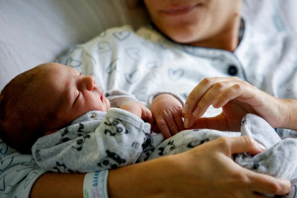 CADA VEZ MENOS. Los nacimientos bajaron casi a la mitad en 10 años y la tasa de fecundidad está por debajo del nivel de reemplazo poblacional.