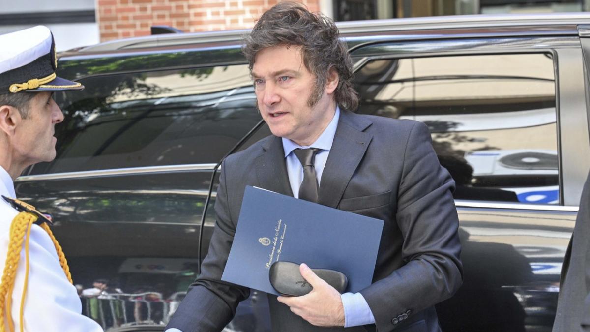 Milei inicia gira internacional con Italia, Vaticano, Francia e Israel