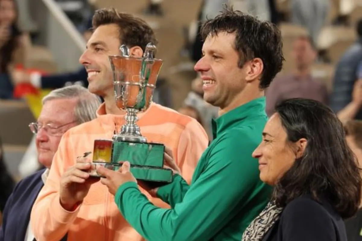 LO QUE FALTABA. Un trofeo de Grand Slam irá a las vitrinas de la dupla.