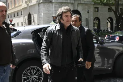 Javier Milei recibió un premio en España y  explicó por qué no cerró el Banco Central