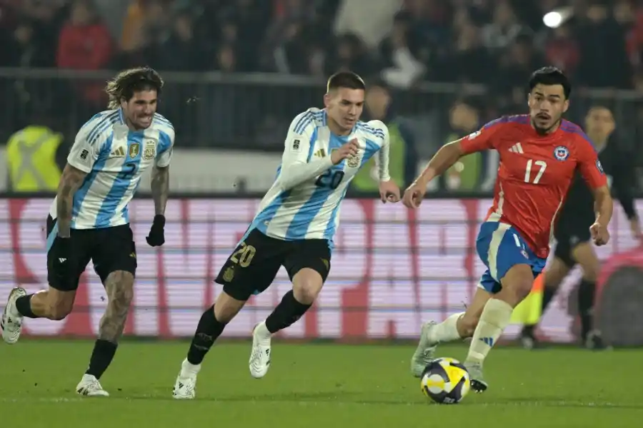 LA JOYA. Mastantuono tuvo sus primeros minutos en un campo de juego como jugador de la Selección mayor.