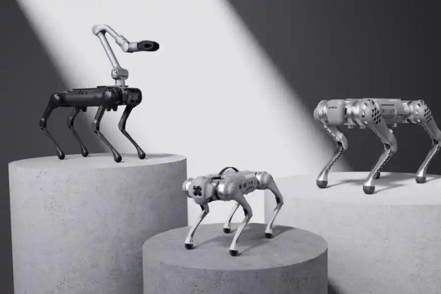 PATRULLAJE. Los robots cuadrúpedos detectan y siguen personas.