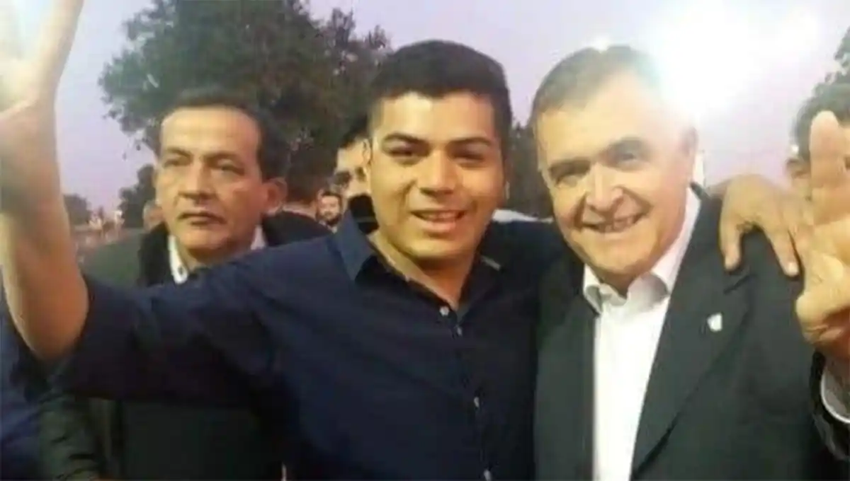 MILITANCIA. José Funez junto al actual gobernador Osvaldo Jaldo.