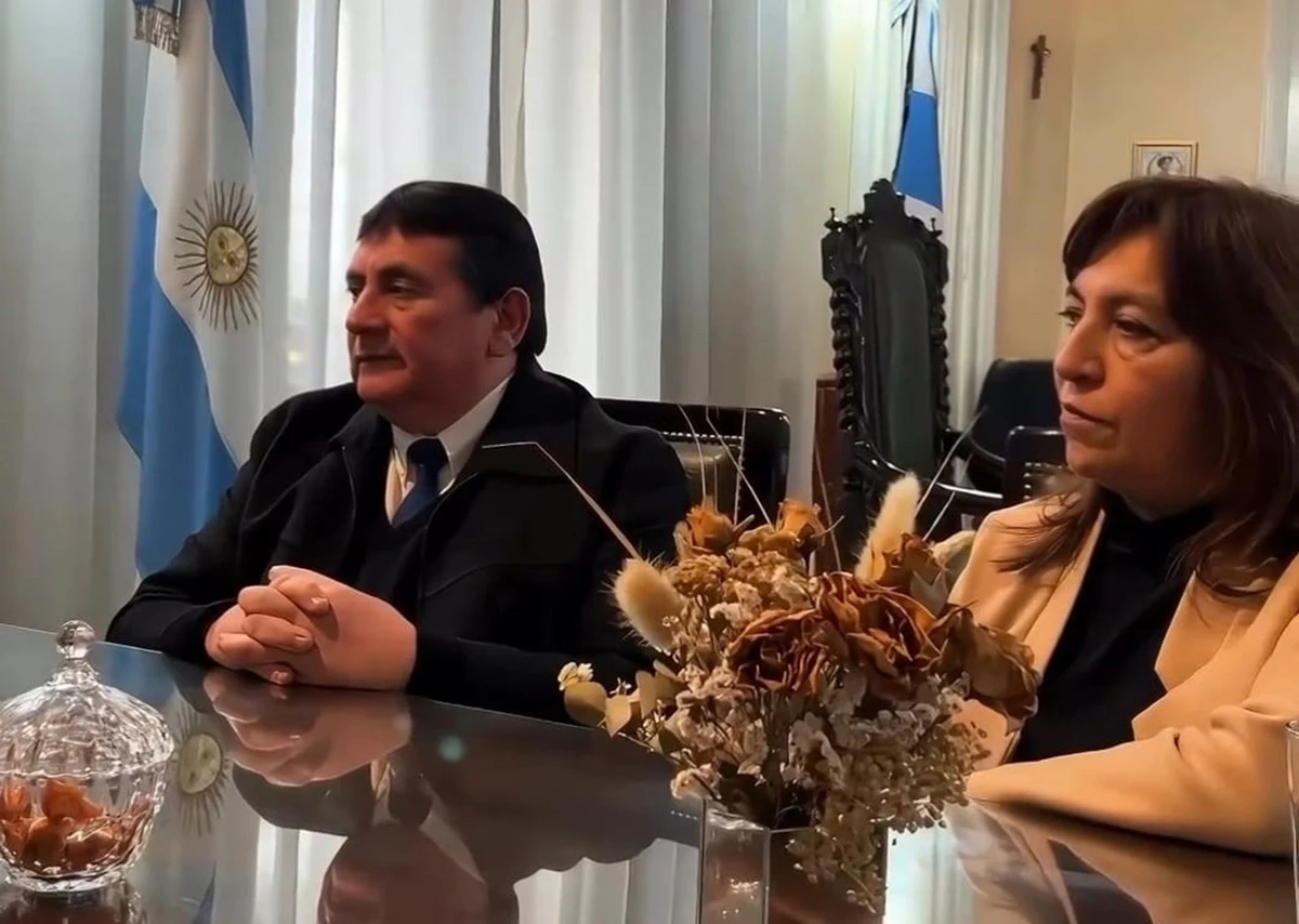 El ahora ex intendente de Alberdi, Luis Campos, y su esposa, la legisladora Sandra Figueroa.