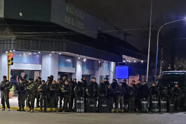 Allanan la casa del intendente Campos y de un funcionario