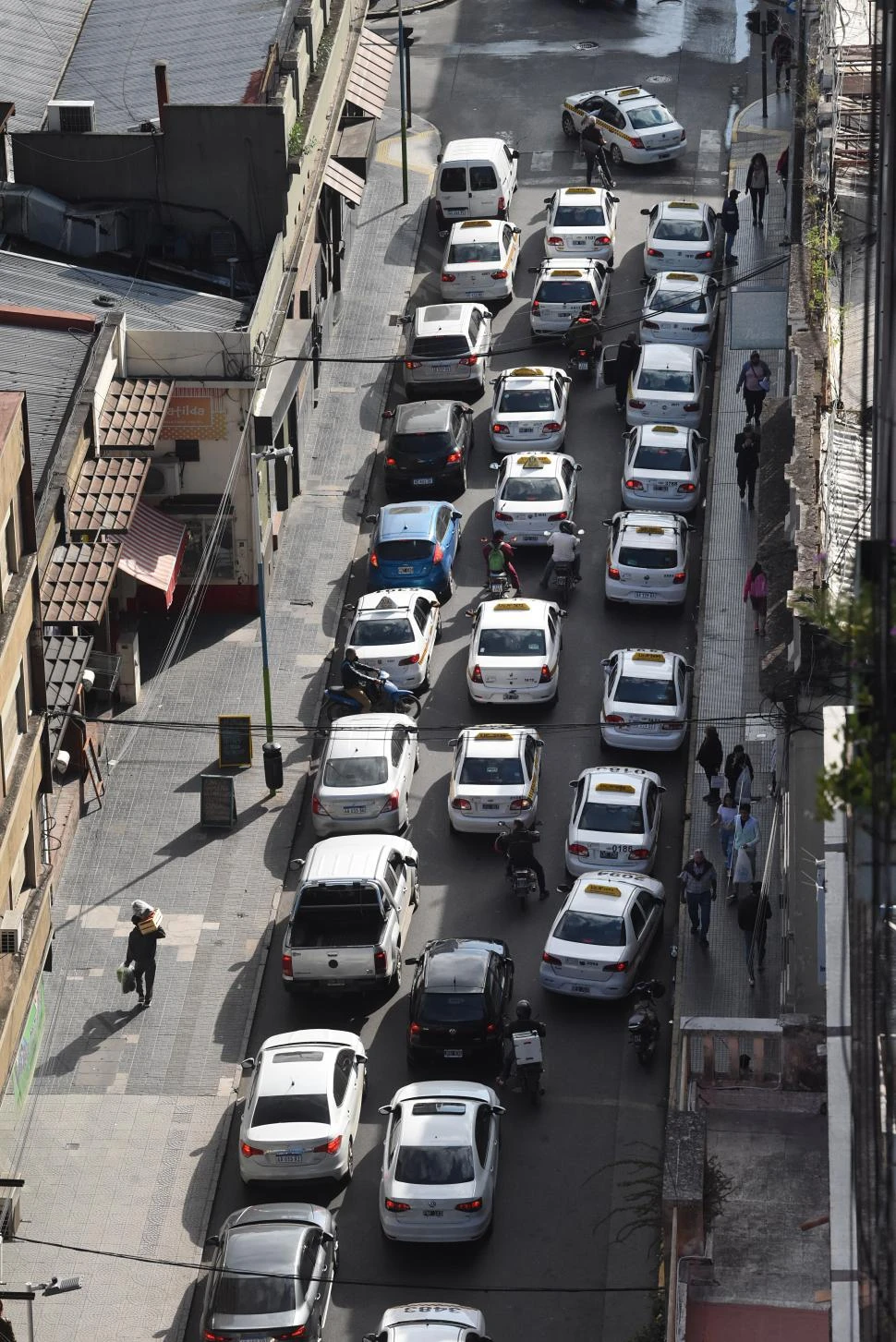 TRÁNSITO REPARTIDO. Día por día, los ingresos a la capital tucumana se dan por varios puntos de acceso. 