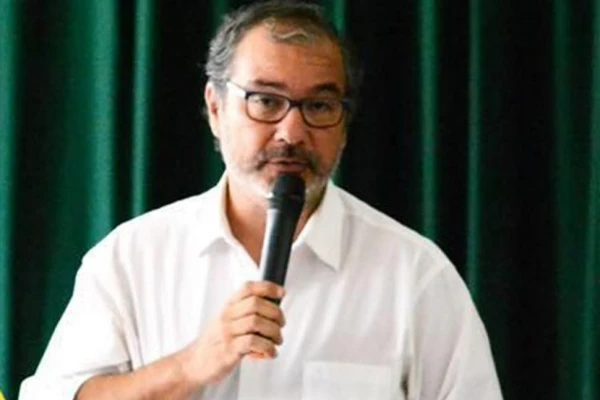 Tecnoadicciones: el espejo roto entre adultos y adolescentes