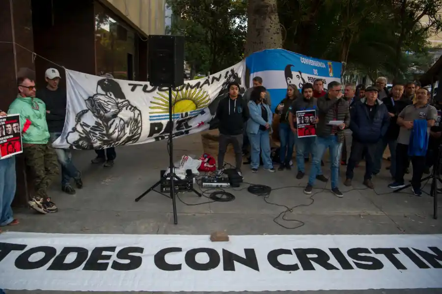 Militantes tucumanos se movilizaron en rechazo al fallo contra Cristina Kirchner