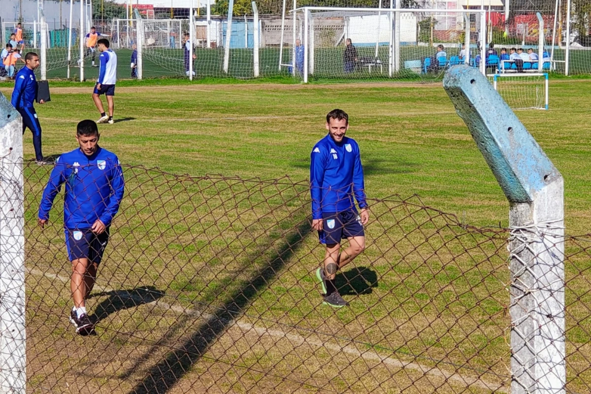 CAMINANDO. Bebe y Tesuri continúan con sus recuperaciones. 