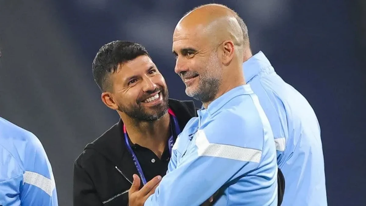 Sergio Agüero y Pep Guardiola.