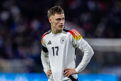 Es alemán, Liverpool lo compró en 150 millones y su primera camiseta fue de la Selección Argentina