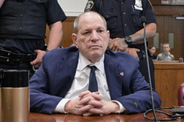 Anulan parte del juicio  a Harvey Weinstein