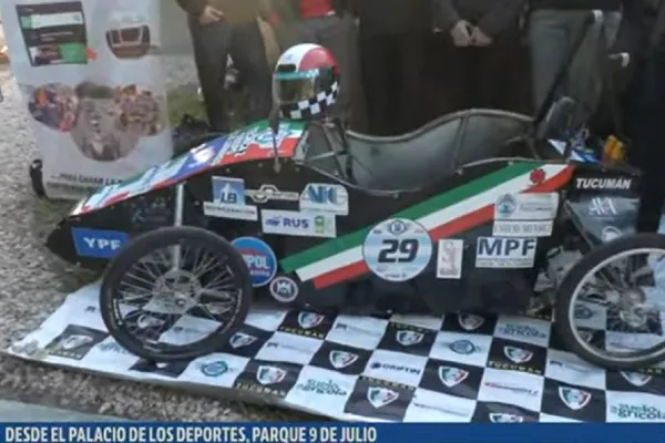 Estudiantes, autos eléctricos y muchas novedades: así arrancaron las Olimpiadas Ambientales en Tucumán