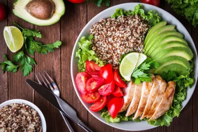 Menú semanal bajo en calorías: siete desayunos, almuerzos, meriendas y cenas para no pensar qué cocinar