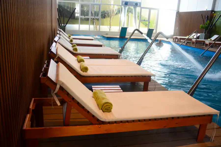 Un día en el Hotel Platino: vacaciones que valen por un mes en otro lugar