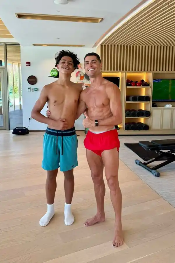 Cristiano Ronaldo subió una imagen junto a su hijo y revolucionó las redes