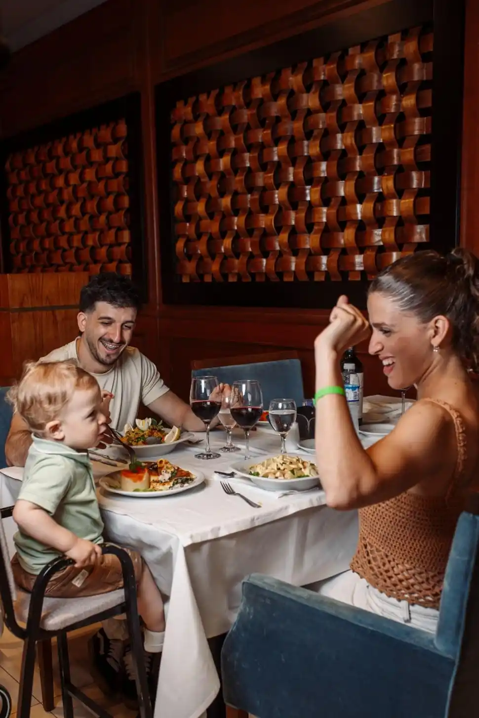 Vacaciones de invierno en familia: confort, relax y diversión en Hotel Casino Amerian Carlos V