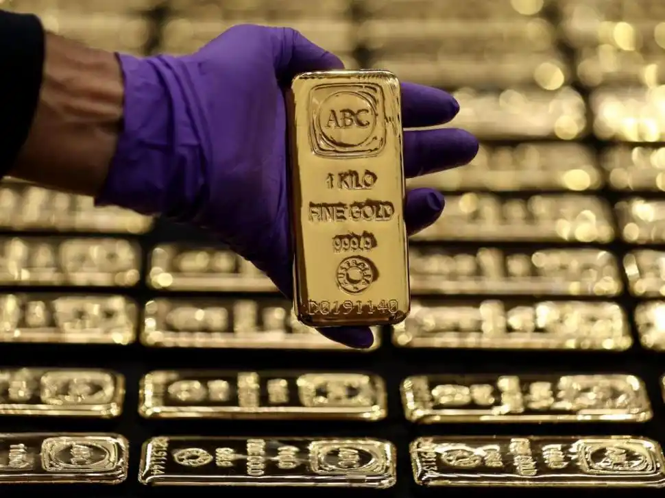 Los bombardeos entre Israel e Irán impactaron en las Bolsas y dispararon el precio internacional del petróleo