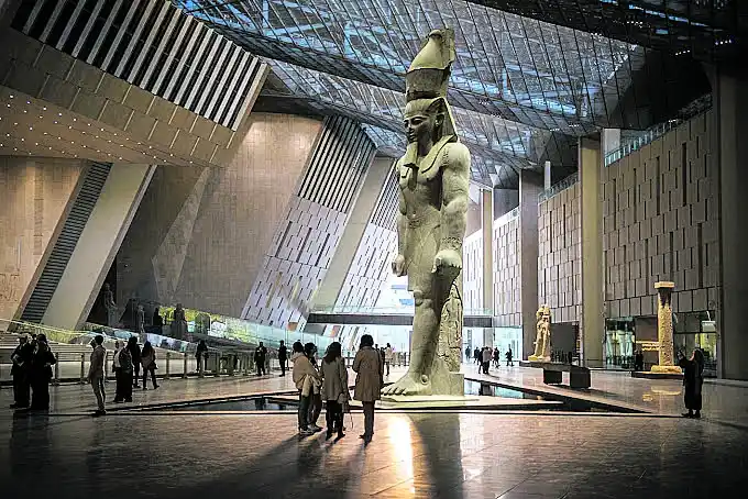 EL EDIFICIO. El GEM ya reúne unos 32.000 objetos en sus instalaciones.