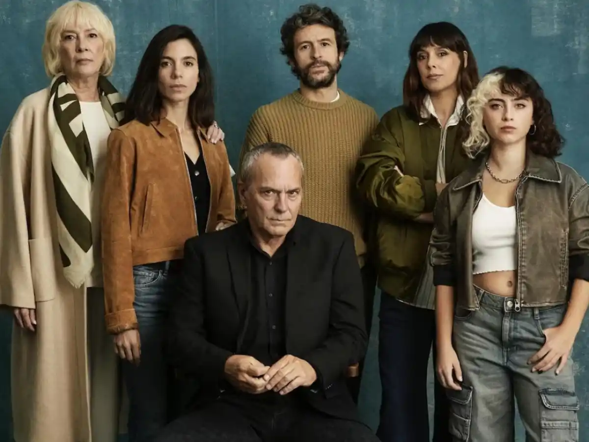 Un drama familiar llevó a José Coronado a ser tendencia mundial: la serie española que nadie puede dejar de ver