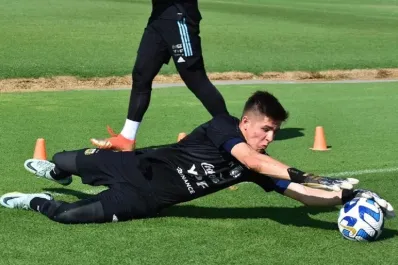 Atlético Tucumán tiene arquero: Me levantaba a las 5 para ir a la escuela y poder entrenar, dijo la promesa decana
