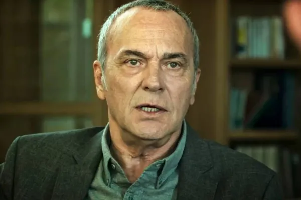 Un drama familiar llevó a José Coronado a ser tendencia mundial: la serie española que nadie puede dejar de ver