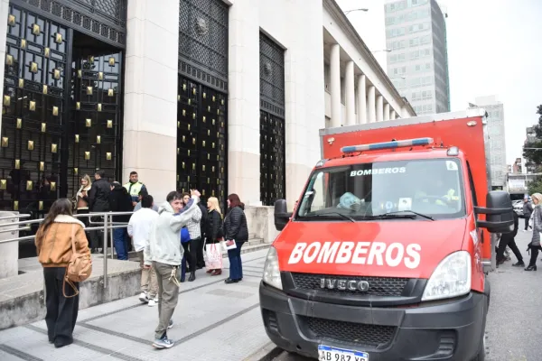 Tras una amenaza de bomba regresó la actividad en Tribunales