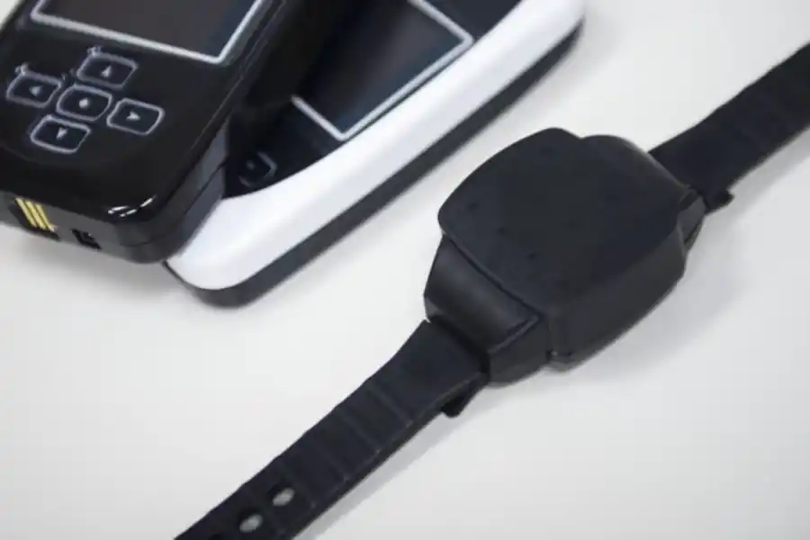 Cómo es la tobillera electrónica que deberá usar Cristina Kirchner