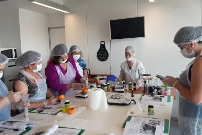 La cosmética natural es el foco de una diplomatura para emprendedores de la UTN La Plata