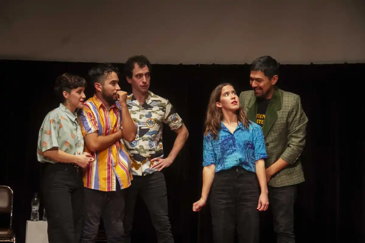 Teatro en Tucumán: con invitados, premios y juegos, ¡vuelve Cuatro Quesos!