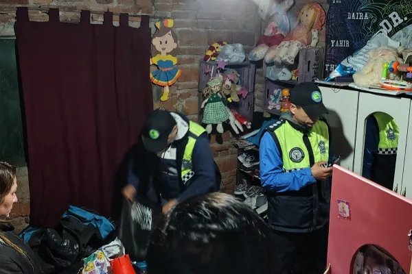600x400_allanaron-vivienda-detuvieron-mujer-acusada-robar-celular-jaldo-foto-policia-tucuman-1088570-113409.webp