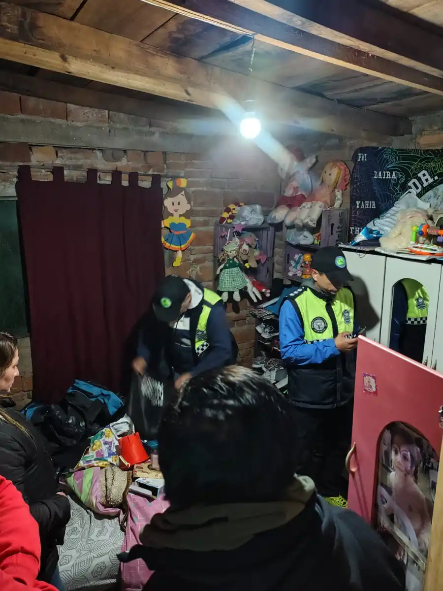 Allanamiento de la Policía, en Los Pizarro. 