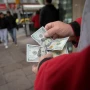 ¿Por qué se registró una baja en el valor del dólar?