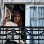 La Justicia autorizó a Cristina Kirchner a salir al balcón durante su arresto domiciliario
