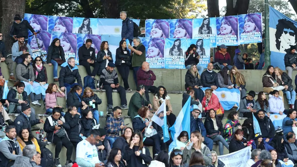 Cristina Kirchner envió un nuevo mensaje a la militancia y acusó a Patricia Bullrich de buscar generar caos