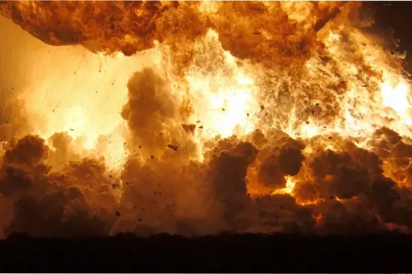 SpaceX sufrió una explosión: la nave estalló en una bola de fuego tras una anomalía